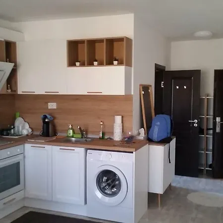 Studio In Lily סוזופול